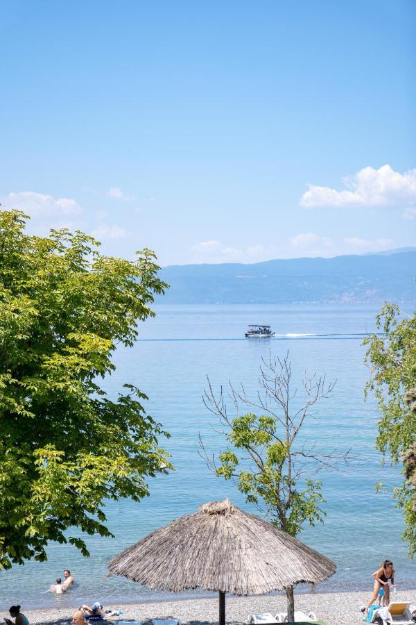 Lago Hotel ลากาดิน ภายนอก รูปภาพ